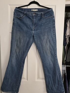 Levi's Women's Light Blue Bootcut Jeans